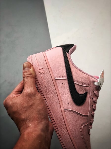 Air Force 1 Low By You Rosa e Preto - Vista 2