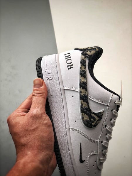 Air Force 1 Low _By You_ Dior Branco e Preto - Vista 2