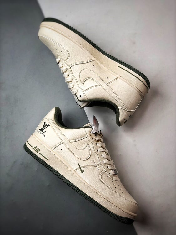 Air Force 1 Low 'By You' LV Verde - Vista 6
