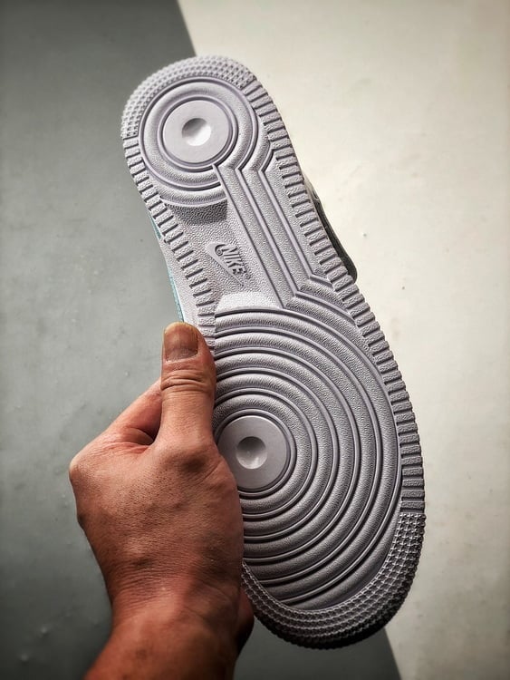 Air Force 1 Mid - Vista 4