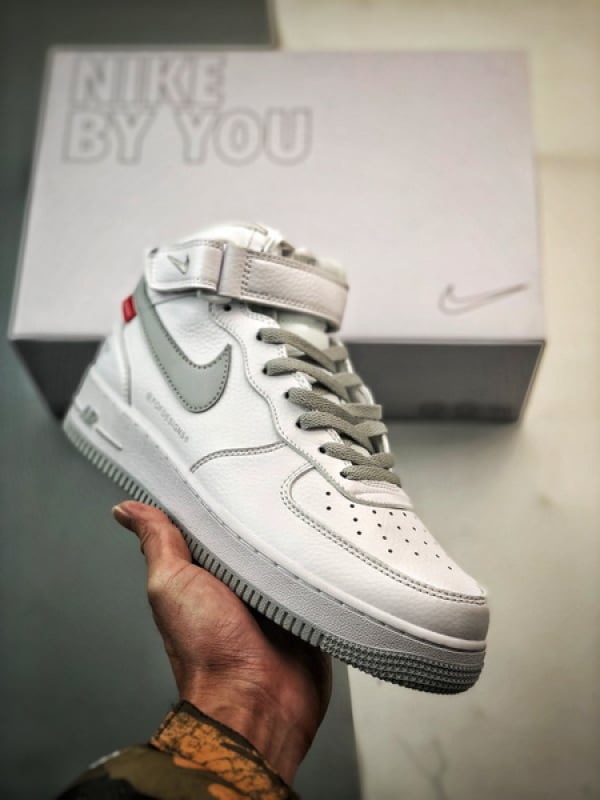 Air Force 1 Mid By You SupBranco e Cinzento - Vista 1