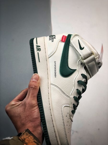 Air Force 1 Mid By You The North Face Sup Branco e Verde - Vista 2