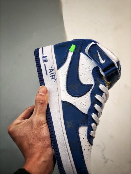 Air Force 1 Mid By You LV Branco e Azul Estampado - Vista 2