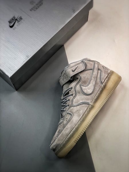 Air Force 1 Mid x Reigning Champ - Vista 8