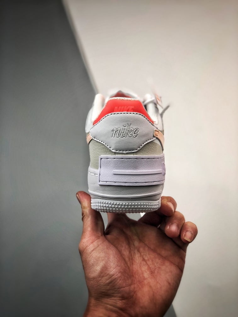 Air Force 1 Shadow Branco e Marrom - Vista 4