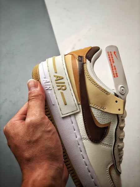 Air Force 1 Shadow Branco e Marrom - Vista 2