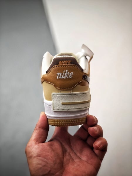 Air Force 1 Shadow Branco e Marrom - Vista 3