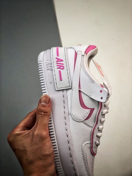 Air Force 1 Shadow Branco e Rosa - Vista 2
