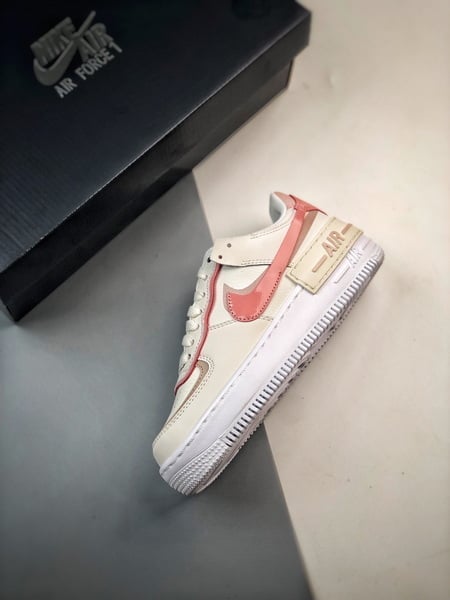 Air Force 1 Shadow Bege Branco e Rosa - Vista 8