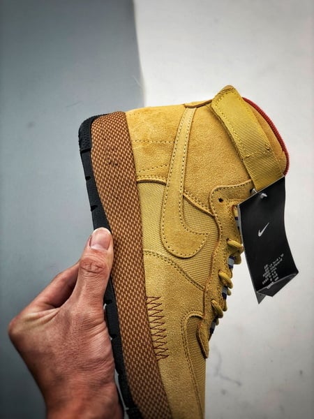 Air Force 1 High Wild Amarelo - Vista 2