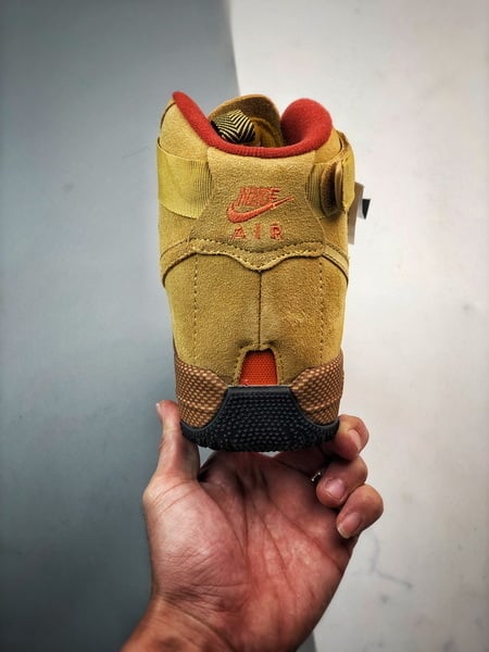 Air Force 1 High Wild Amarelo - Vista 3