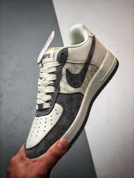 Bape x Air Force 1 Low Cinza Escuro e Creme - Vista 5