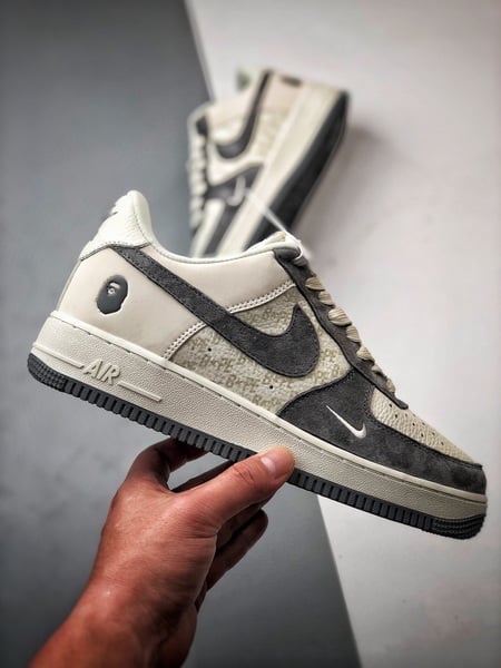 Bape x Air Force 1 Low Cinza Escuro e Creme - Vista 7