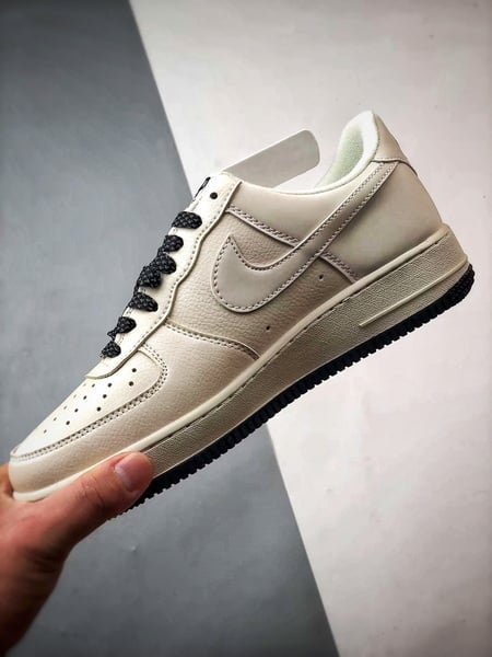 Bape x Air Force 1 Low Branco e Preto Refletivo - Vista 5