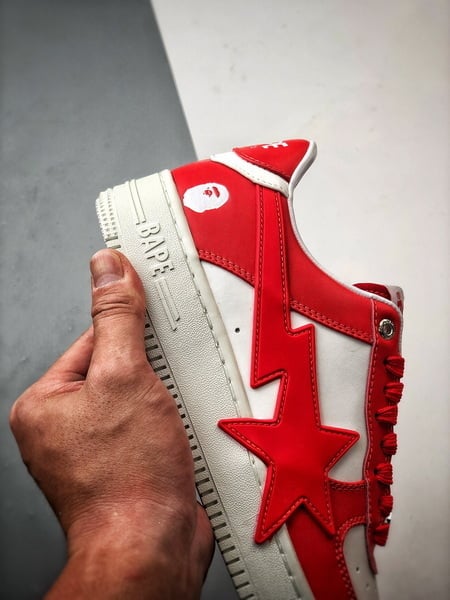Bape x Air Force 1 Sta Low Branco e Vermelho - Vista 2