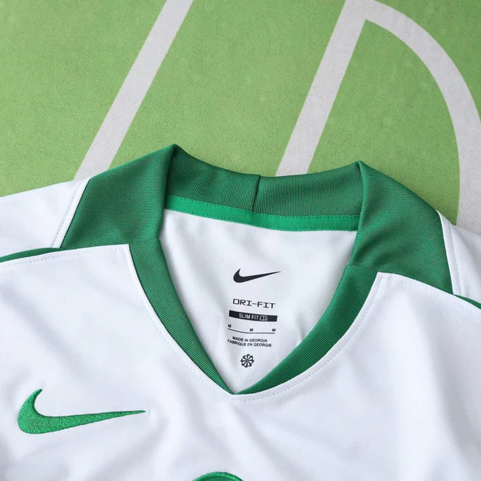 Camisola Sporting CP Edição Especial 2025/26 - Vista 4