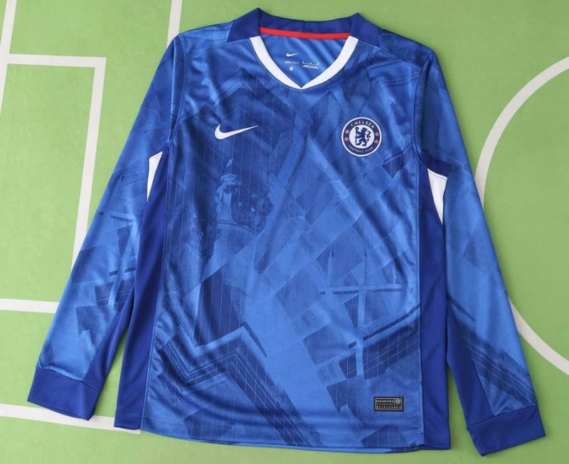 Chelsea F.C. Home Long Sleeve Jersey 25/26 - Vista 1
