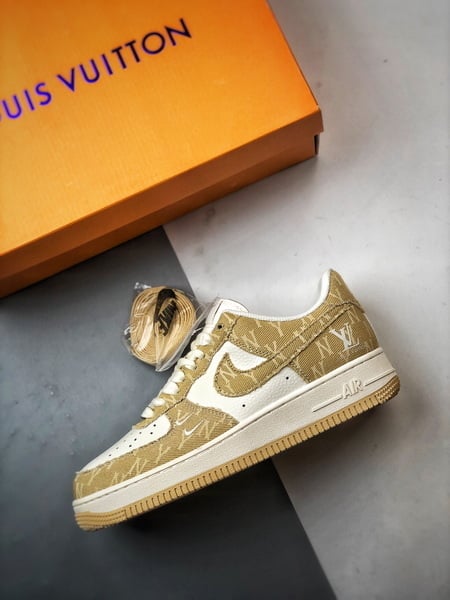 LV x Air Force 1 Low Branco e Amarelo - Vista 8