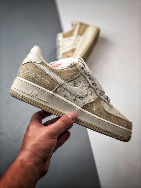 LV x Air Force 1 Low Bege, Caqui e Jeans - Vista 7