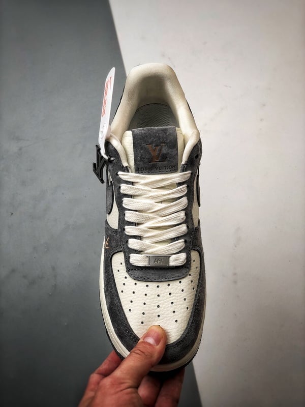 LV x Air Force 1 Low Creme e Cinza Escuro - Vista 9