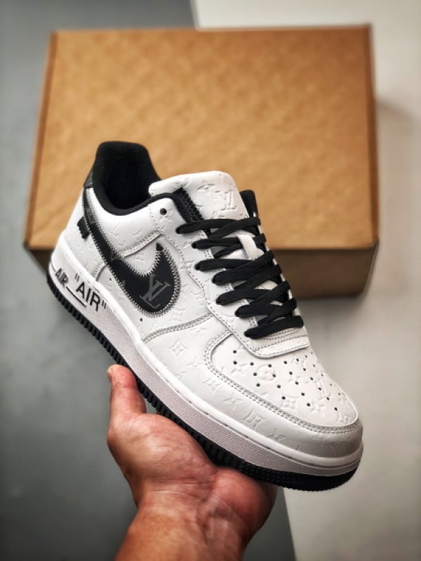 LV x Air Force 1 Low Colaboração Branco e Preto - Vista 1