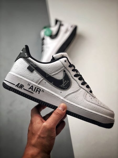 LV x Air Force 1 Low Colaboração Branco e Preto - Vista 7
