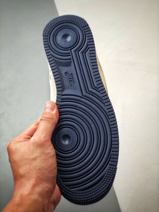 LV x Air Force 1 Low 3M Branco e Azul Escuro Refletivo - Vista 4