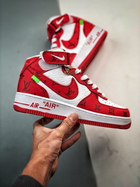 LV x NK Air Force 1 Mid Colaboracao Branco e Vermelho - Vista 7