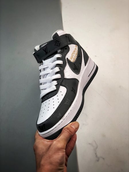 LV x NK Air Force 1 Mid Branco e Preto - Vista 5