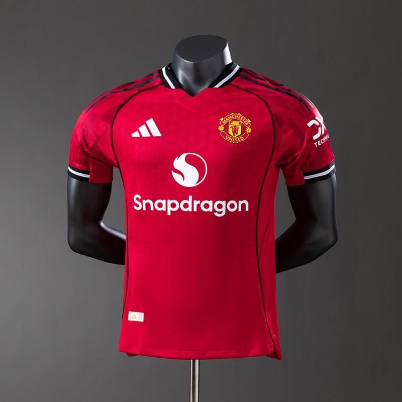 Manchester United 25 26 Home Player Version - Vista 1