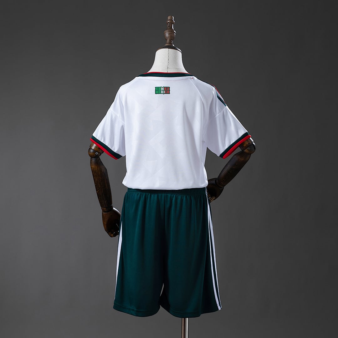 Kit Infantil Seleção México Alternativo 2026 - Vista 2