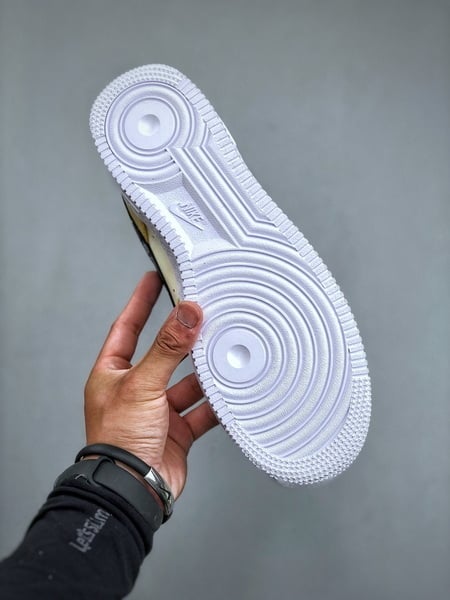 Nike Air Force 1 Low '07 Limão Amarelo - Vista 3