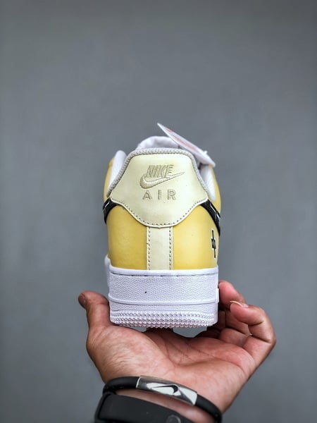 Nike Air Force 1 Low '07 Limão Amarelo - Vista 4