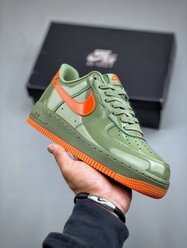 Nike Air Force 1 Low Verde e Laranja - Vista 1