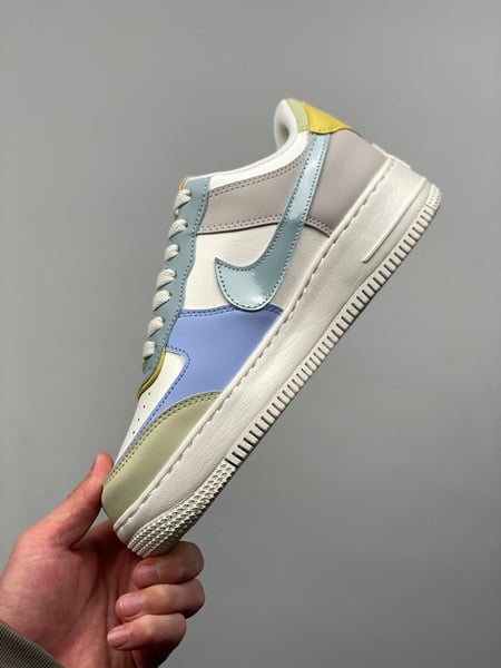Nike Air Force 1 Low Shadow Branco Azul e Amarelo - Vista 4
