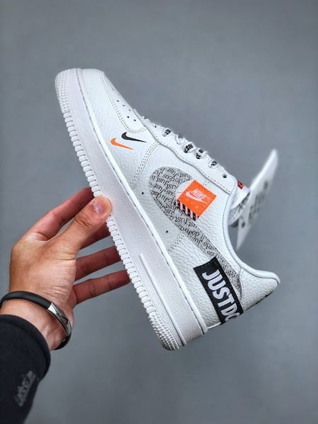 Nike Air Force 1 Low Branco Clássico - Vista 9