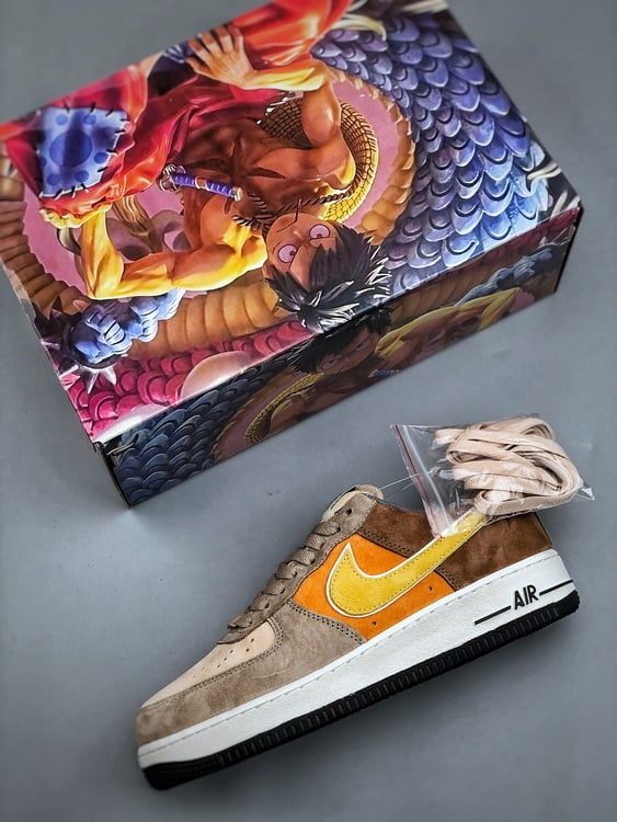 Nike Air Force 1 Low Camurça Bege e Castanho - Vista 8