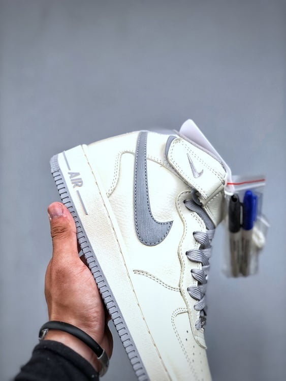 Nk Air Force 107 Mid Bege Prata e Cinzento Cor - Vista 5