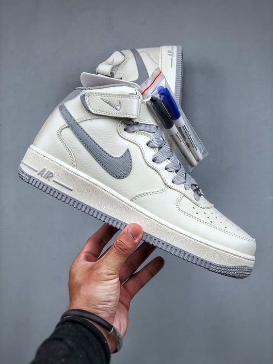 Nk Air Force 107 Mid Bege Prata e Cinzento Cor - Vista 7