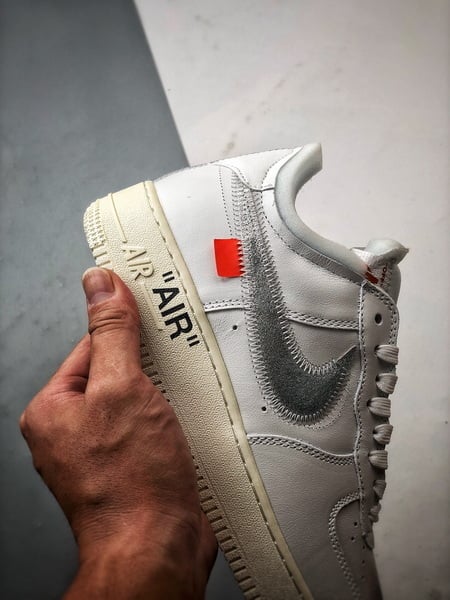 Off-White x Air Force 1 Low - Vista 2