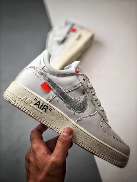 Off-White x Air Force 1 Low - Vista 7
