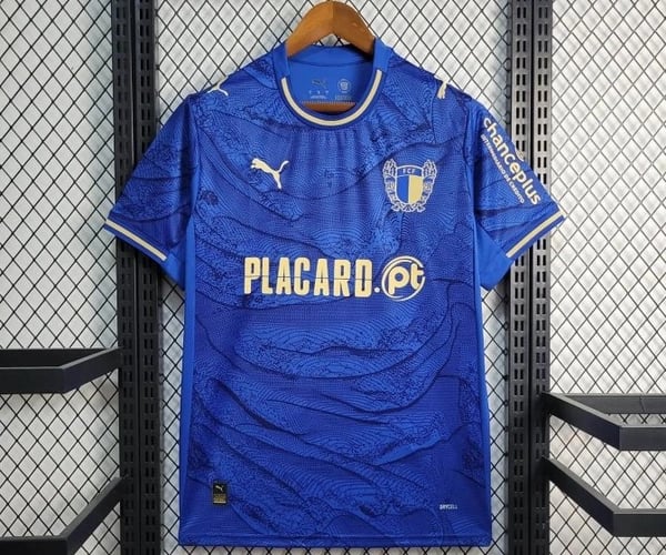 Camisola F.C. Famalicão Secundária 25/26 - Vista 1