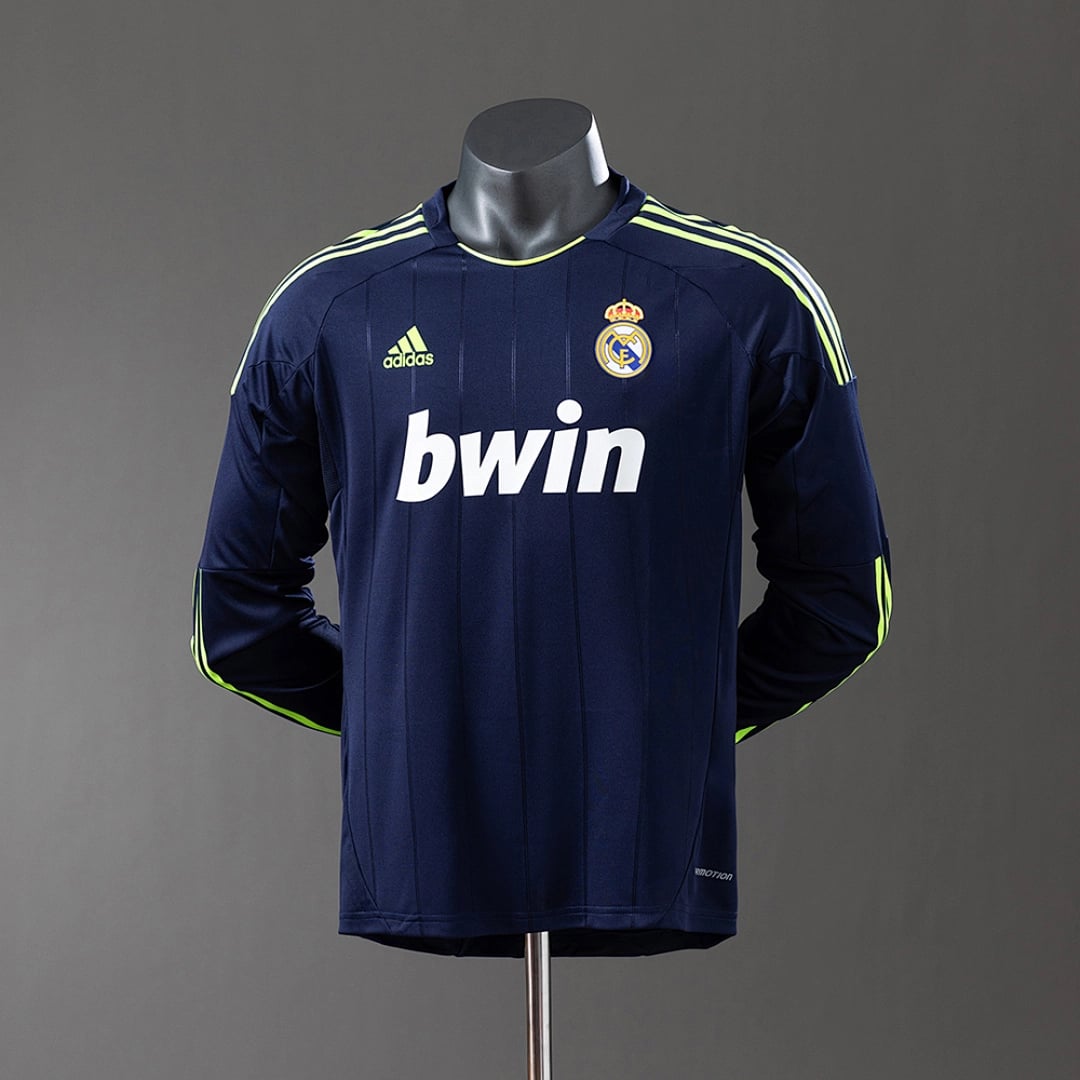 Camisola Alternativa do Real Madrid 2012/2013 (Retro, Versao Jogador, Manga Longa) - Vista 1
