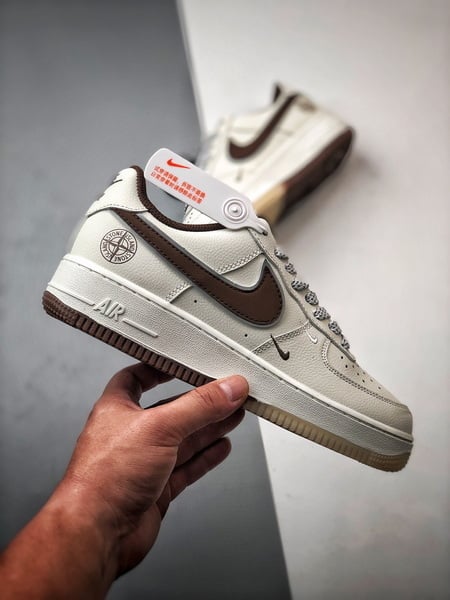 Stone Island x Air Force 1 Island - Vista 7