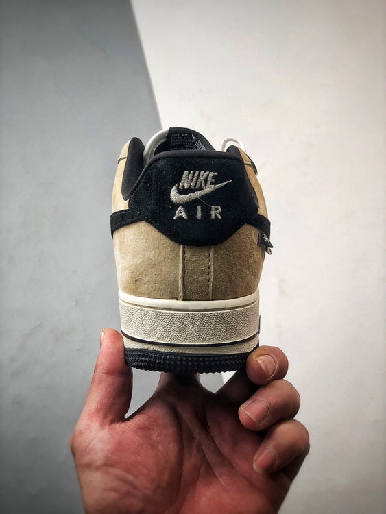 Stüssy x Air Force 1 Low Branco, Castanho e Preto - Vista 3