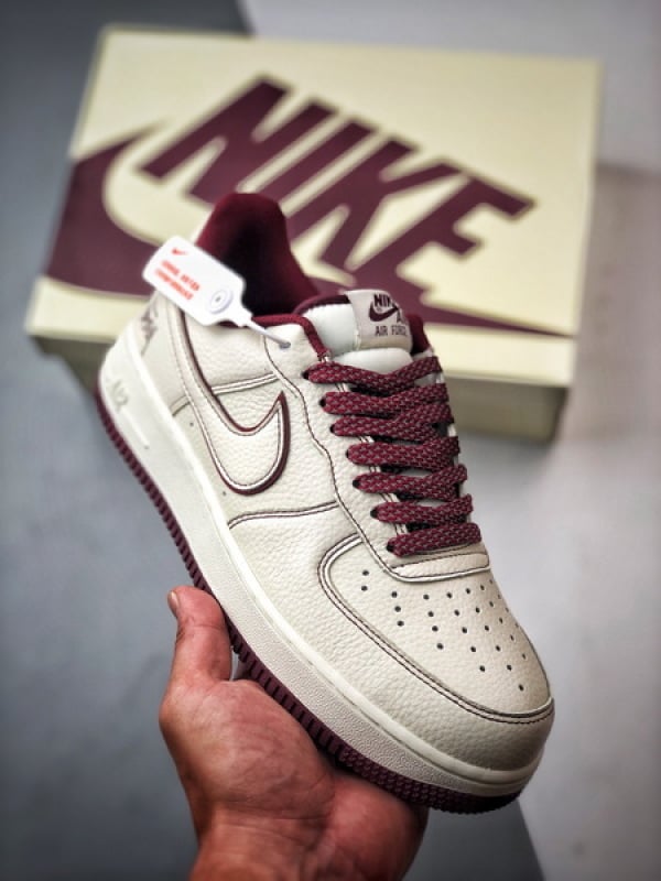 Stussy x Air Force 1 Low Branco e Vinho - Vista 1