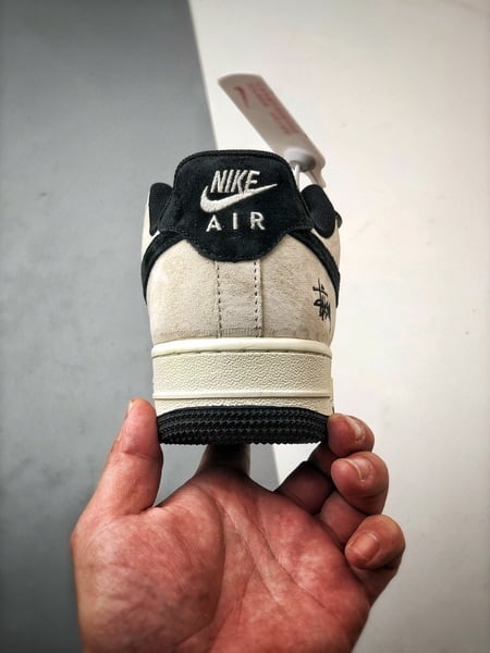 Stussy x Air Force 1 Low Branco e Preto - Vista 3