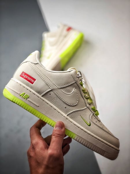 Sup x Air Force 1 Low Mescla Branco e Verde Fluorescente - Vista 7