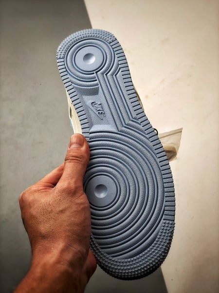 Sup x Air Force 1 Low Branco e Azul - Vista 4