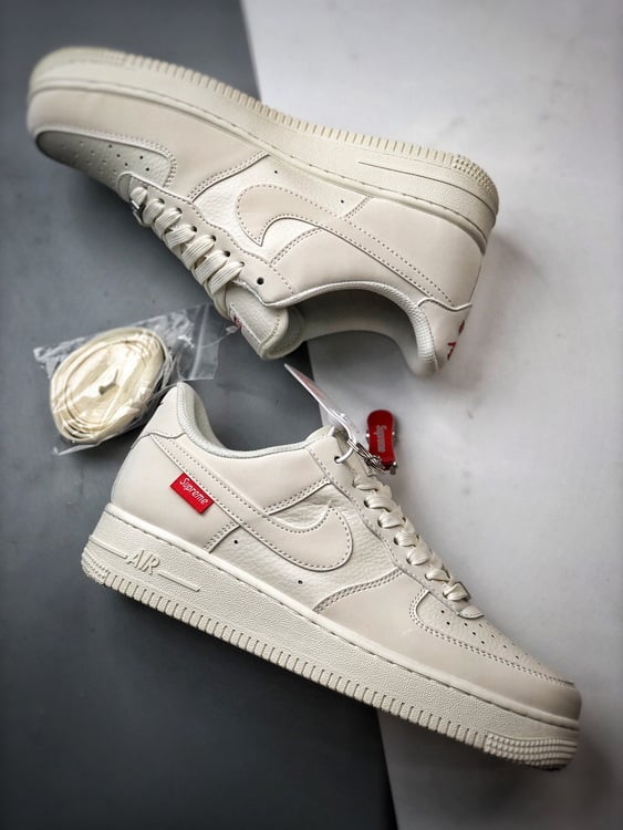 Sup x Air Force 1 Low Creme 3M Reflectivo - Vista 6